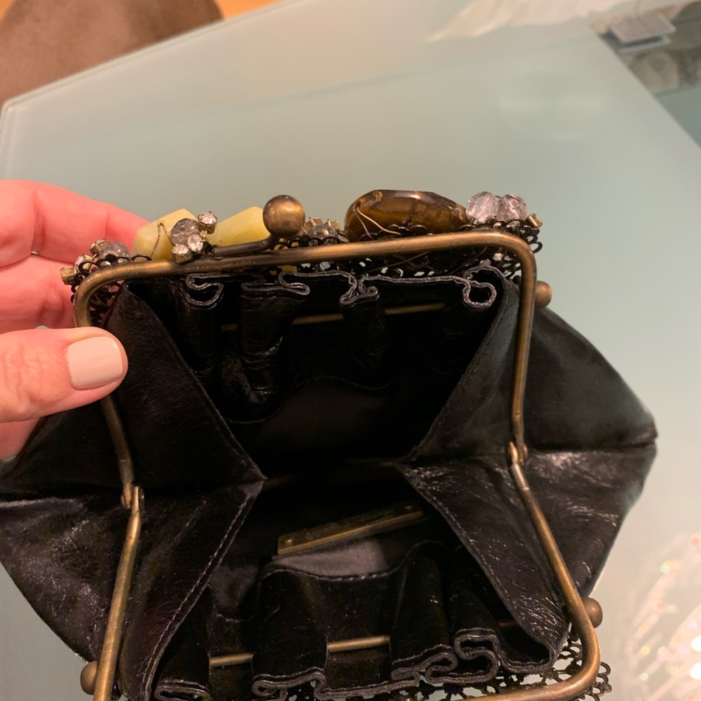 Handbag - Picture 4 of 5